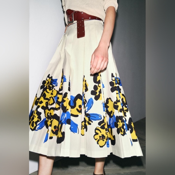 Zara Dresses & Skirts - Zara Printed Pleated Midi Skirt Zw Collection Ecru/floral Blue Yellow BNWT